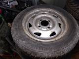 2x Winterreifen 155/70R13 mit Stahlfelgen